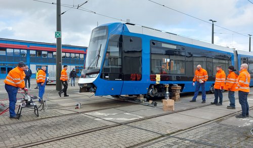 Unsere TINA traut sich nach draußen Unsere TINA traut sich nach draußen